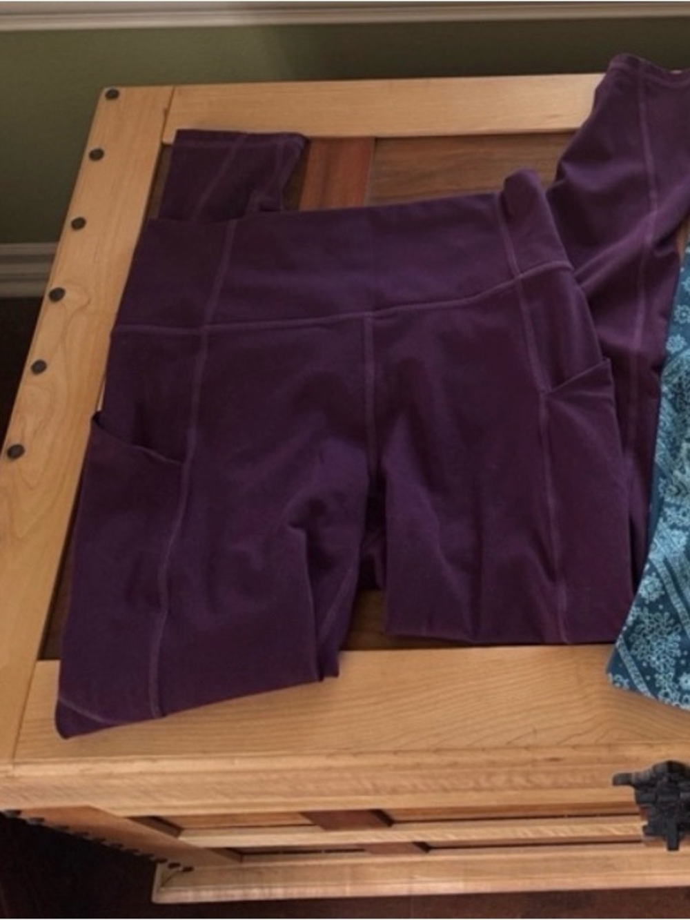 Purple Fabletics Leggings